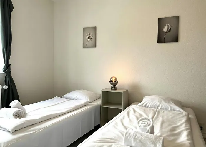 Spacious For 4 * Aalborg
